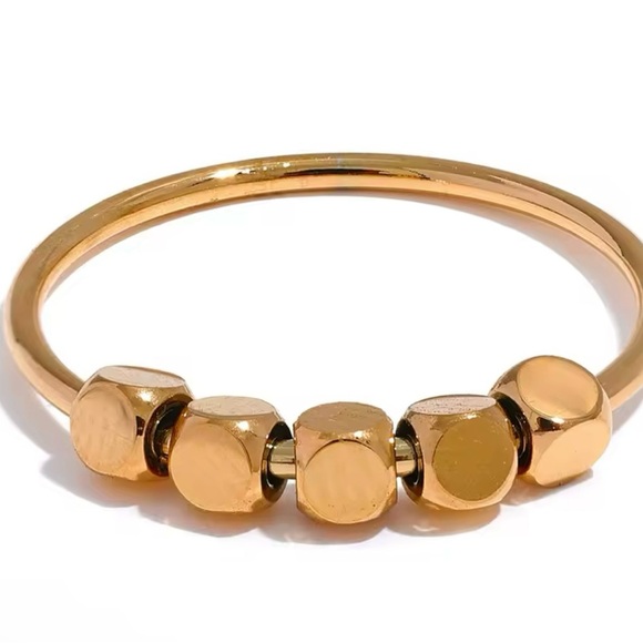 18K Gold Plated Beaded Delicate Ring size 7, 8 - Picture 2 of 7